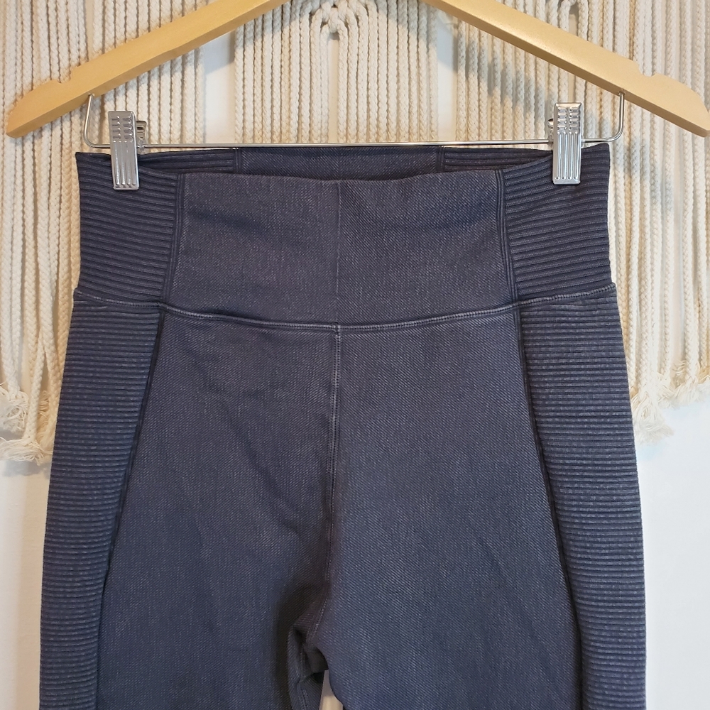 AERIE Large Offline Black Seamless High Rise Ribbed Athletic Leggings sz L - Picture 5 of 9